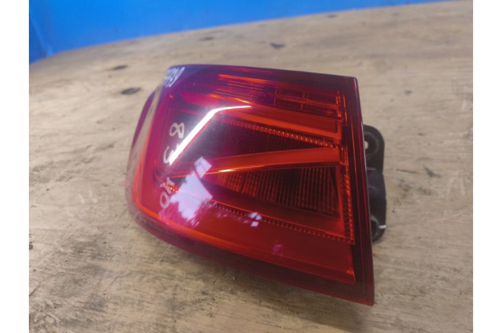 8V5 945 095 C | Lampa Tylna lew. AUDI A3 (8V) 12–17 (377779) - Zdjęcie 2