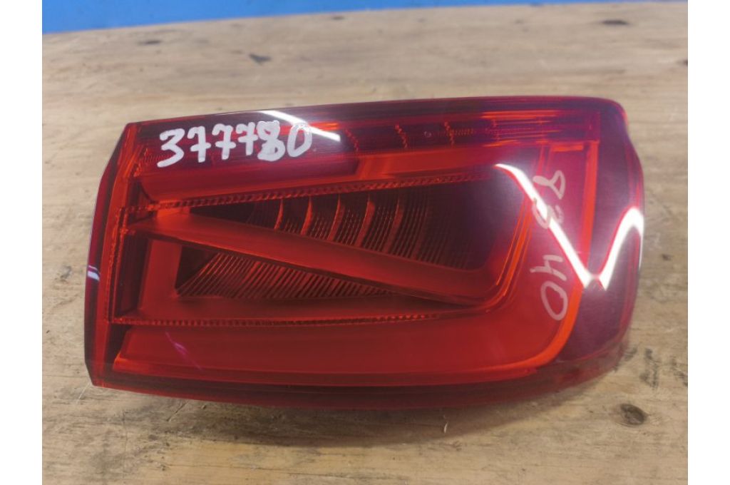 8V5 945 096 C | Lampa Tylna praw. AUDI A3 (8V) 12–17 (377780)