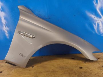 przedni błotnik praw. BMW 5 SERIES (F10) 11-13