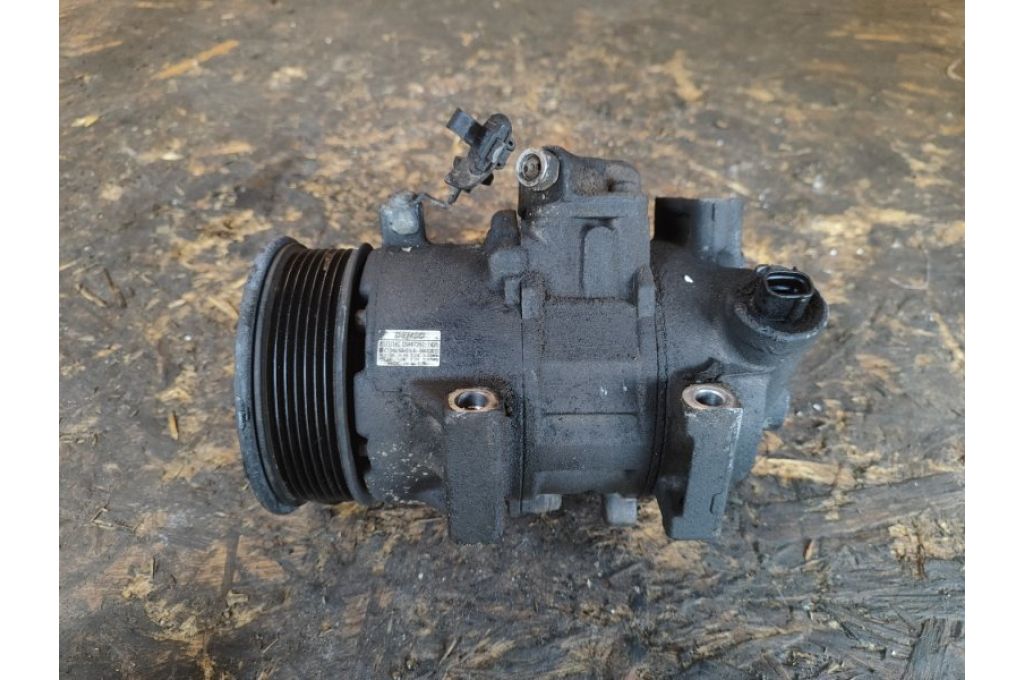 88310-02520 | Kompresor klimatyzacji TOYOTA MATRIX 08-14 (378144)