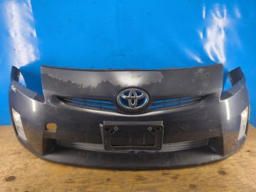 Przedni zderzak TOYOTA PRIUS - 30 09-17