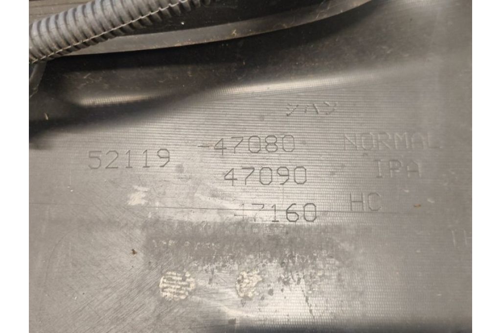 5211947080 | Przedni zderzak TOYOTA PRIUS - 30 09-17 (378147) - Zdjęcie 18