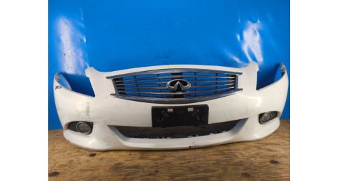 Przedni zderzak INFINITI G25/G35/G37/Q40 06-14