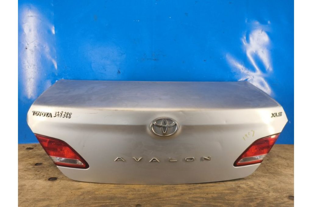 64401-AC050 | KLAPA TYLNA TOYOTA AVALON 05-12 (378388)