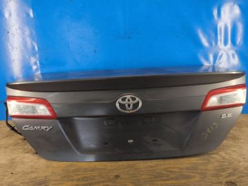 KLAPA TYLNA TOYOTA CAMRY 50 12-15