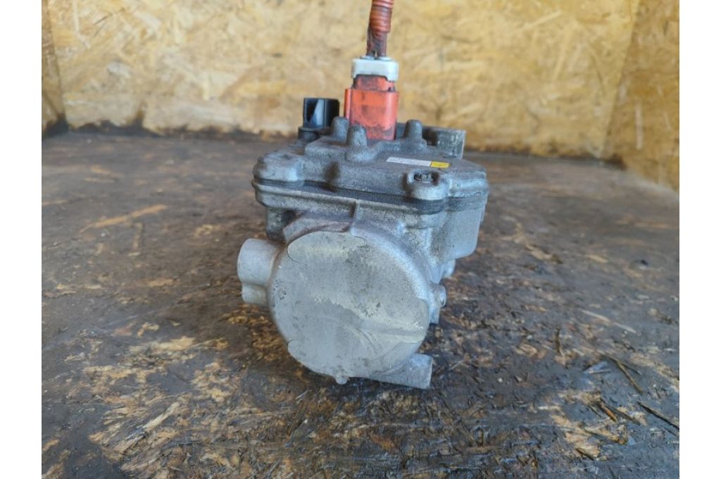 88370-76020 | Kompresor klimatyzacji TOYOTA CAMRY 50 12-15 (378425) - Zdjęcie 3