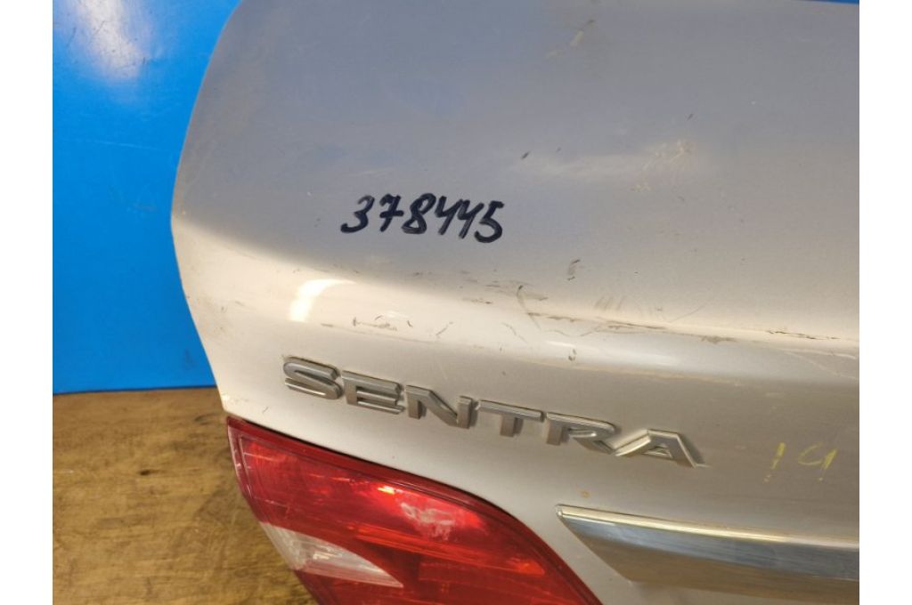 H43003SGMA | KLAPA TYLNA NISSAN SENTRA (B16) 06–12 (378445) - Zdjęcie 7