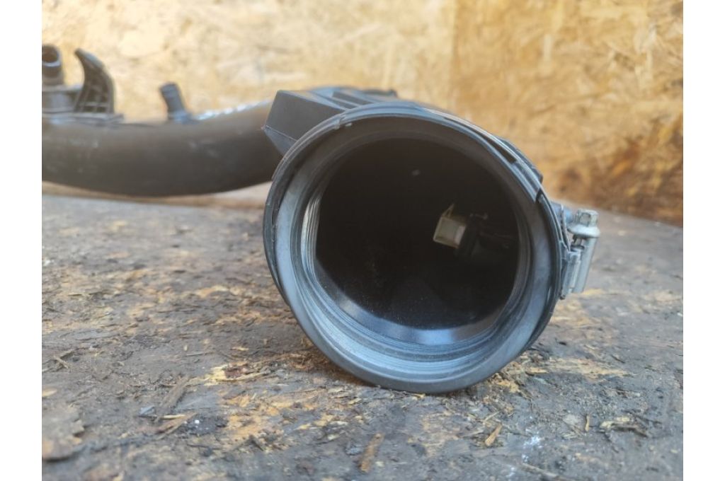 13717583714 | Przewód układu dolotowego BMW X5 (E70) 07-13 (378833) - Zdjęcie 7