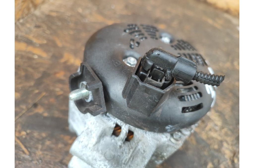 12317591529 | Alternator BMW 5 SERIES (F10) 11-13 (378873) - Zdjęcie 6