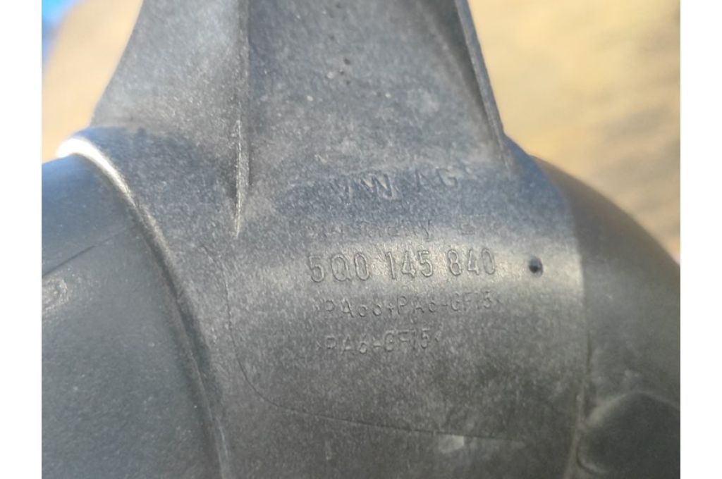 5Q0 145 840 | Przewód układu dolotowego AUDI A3 (8V) 12–17 (379041) - Zdjęcie 4