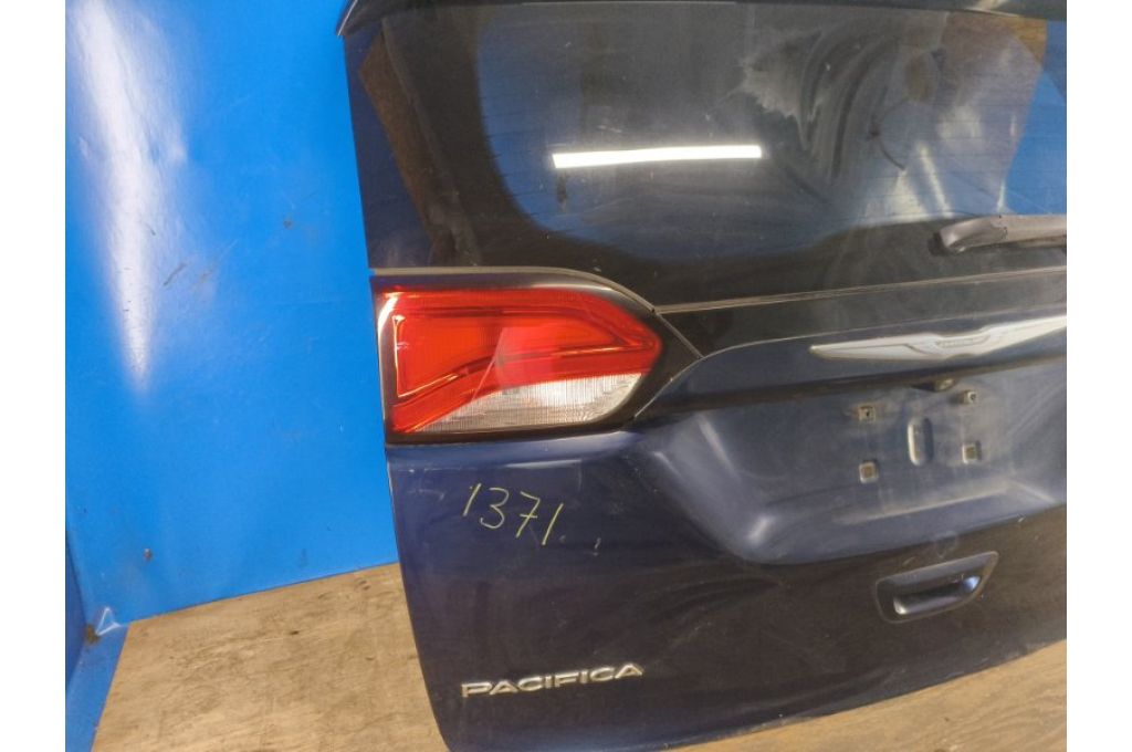 68227064AK | KLAPA TYLNA CHRYSLER PACIFICA 16-20 (379316) - Zdjęcie 3