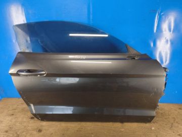 Drzwi przed. praw. FORD MUSTANG 15-
