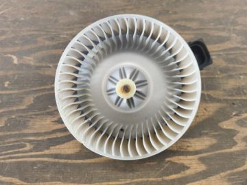 silnik nagrzewnicy FORD FUSION 14-