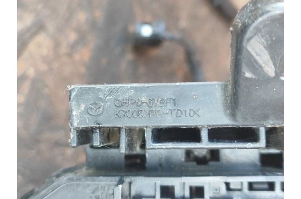 G46D675X0 | Skrzynka bezpieczników komora silnika MAZDA 6 GJ 12- (380231) - Zdjęcie 6