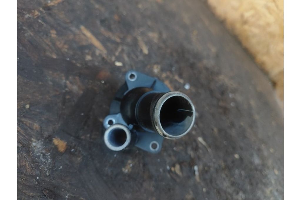 3M4Z-8575-B | Obudowa termostatu FORD ESCAPE 12-19 (380776) - Zdjęcie 6