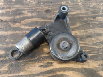 Napinacz TOYOTA CAMRY 30 02-06