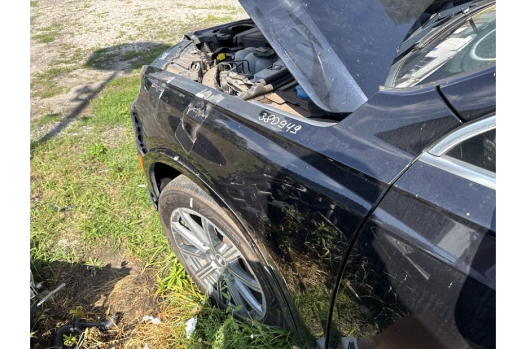 4M0 821 105 D | przedni błotnik lew. AUDI Q7 15-19 (380949) - Zdjęcie 2