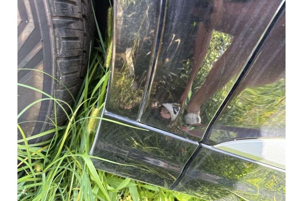 4M0 821 105 D | przedni błotnik lew. AUDI Q7 15-19 (380949) - Zdjęcie 3