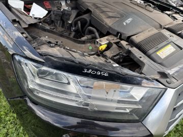Reflektor Lampa przednia praw. AUDI Q7 15-19