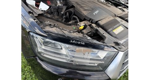 Reflektor Lampa przednia praw. AUDI Q7 15-19