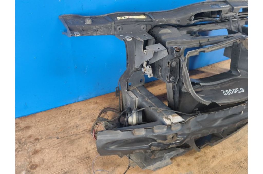 51647058594 | Pas przedni BMW 3 SERIES (E90-E93) 2005–2014 (380959) - Zdjęcie 3