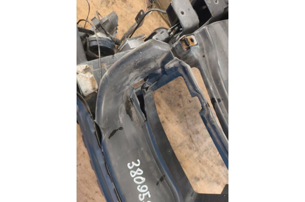 51647058594 | Pas przedni BMW 3 SERIES (E90-E93) 2005–2014 (380959) - Zdjęcie 20