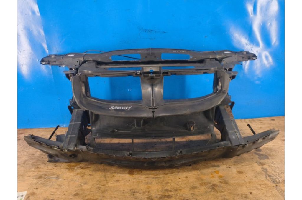 51647058594 | Pas przedni BMW 3 SERIES (E90-E93) 2005–2014 (380961)