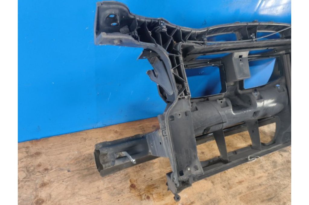 51647058594 | Pas przedni BMW 3 SERIES (E90-E93) 2005–2014 (380961) - Zdjęcie 8