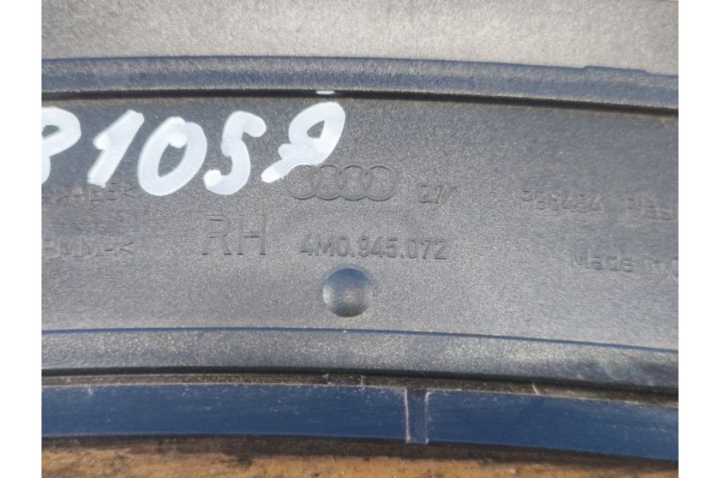 4M0 945 072 | Prawy odblask (R) przed. AUDI Q7 15-19 (381059) - Zdjęcie 4