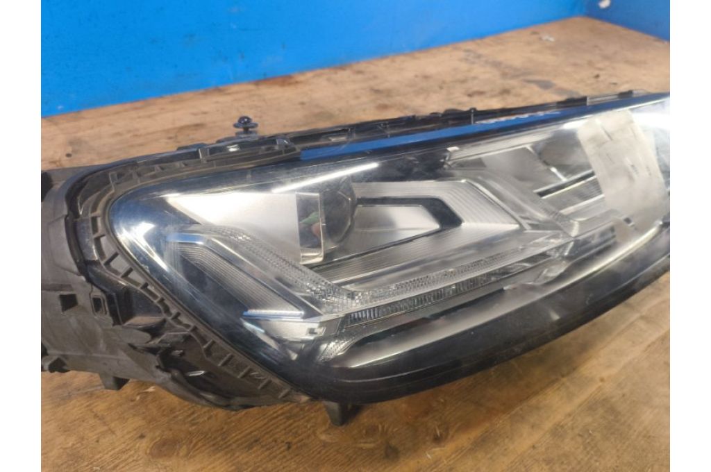 4M0 941 034 B | Reflektor Lampa przednia praw. AUDI Q7 15-19 (380956) - Zdjęcie 2