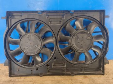 dyfuzor wentylatora chłodnicy głównej AUDI Q7 15-19