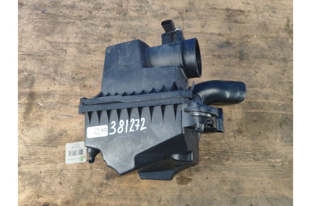CJ5Z-9A600-A | Obudowa filtra powietrza FORD ESCAPE 12-19 (381272)