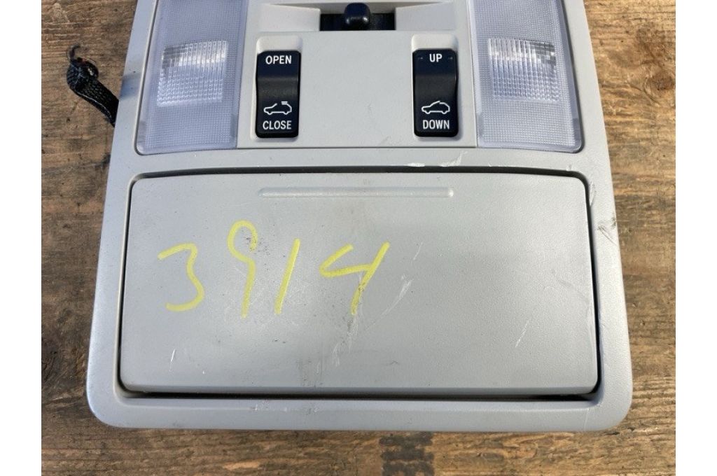 8120842210B0 | Lampka wnętrza TOYOTA RAV4 13-19 (381310) - Zdjęcie 2