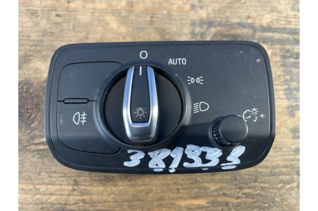 8V0 941 531 K | Moduł sterowania oświetleniem AUDI A3 (8V) 12–17 (381333)