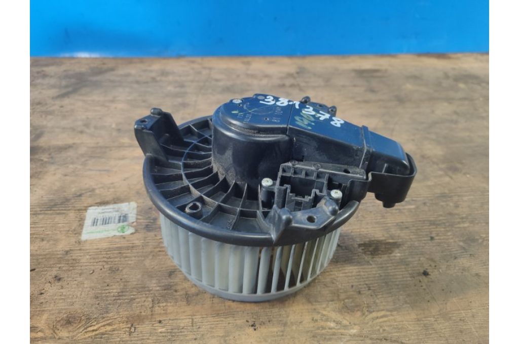 8710307040 | silnik nagrzewnicy TOYOTA AVALON 05-12 (381378)