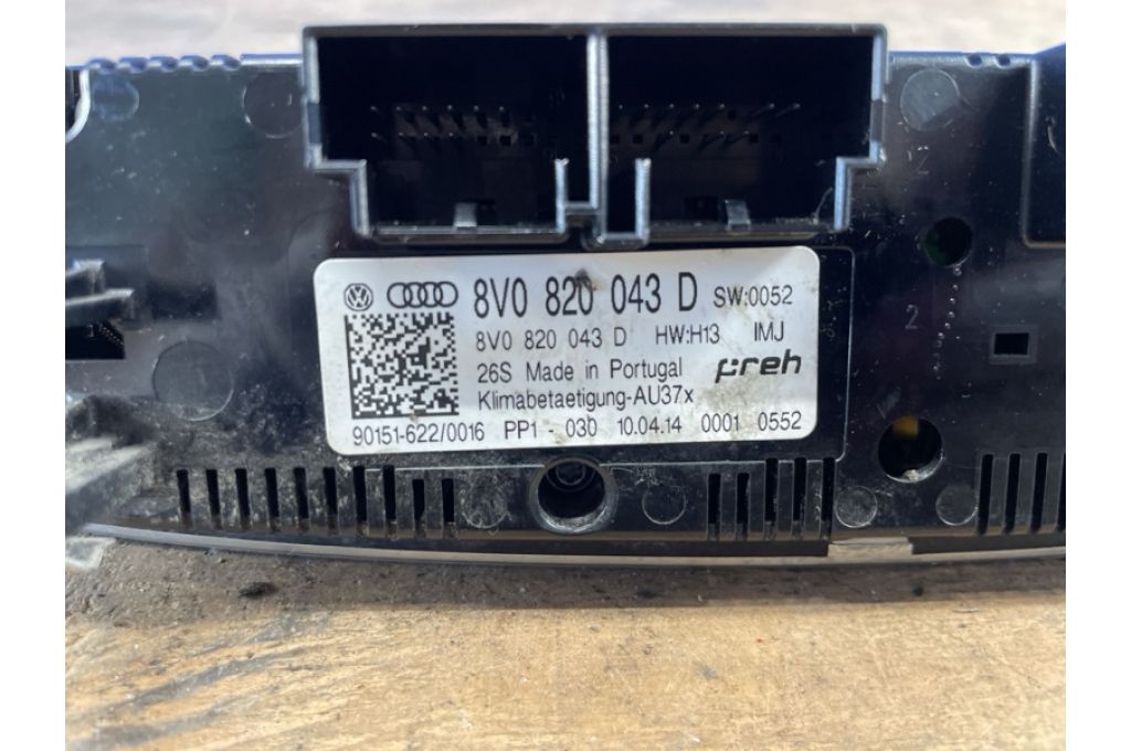 8V0820043D | Moduł sterowania ogrzewaniem AUDI A3 (8V) 12–17 (381450) - Zdjęcie 4