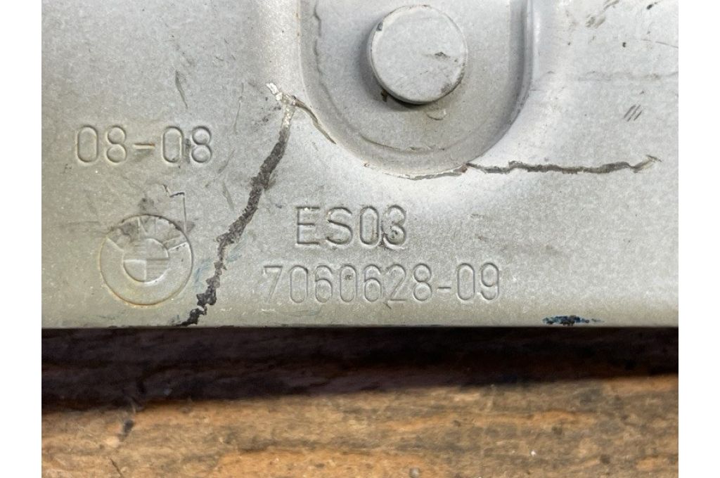41627210676 | Zawias pokrywy bagażnika praw. BMW 3 SERIES (E90-E93) 2005–2014 (381481) - Zdjęcie 4