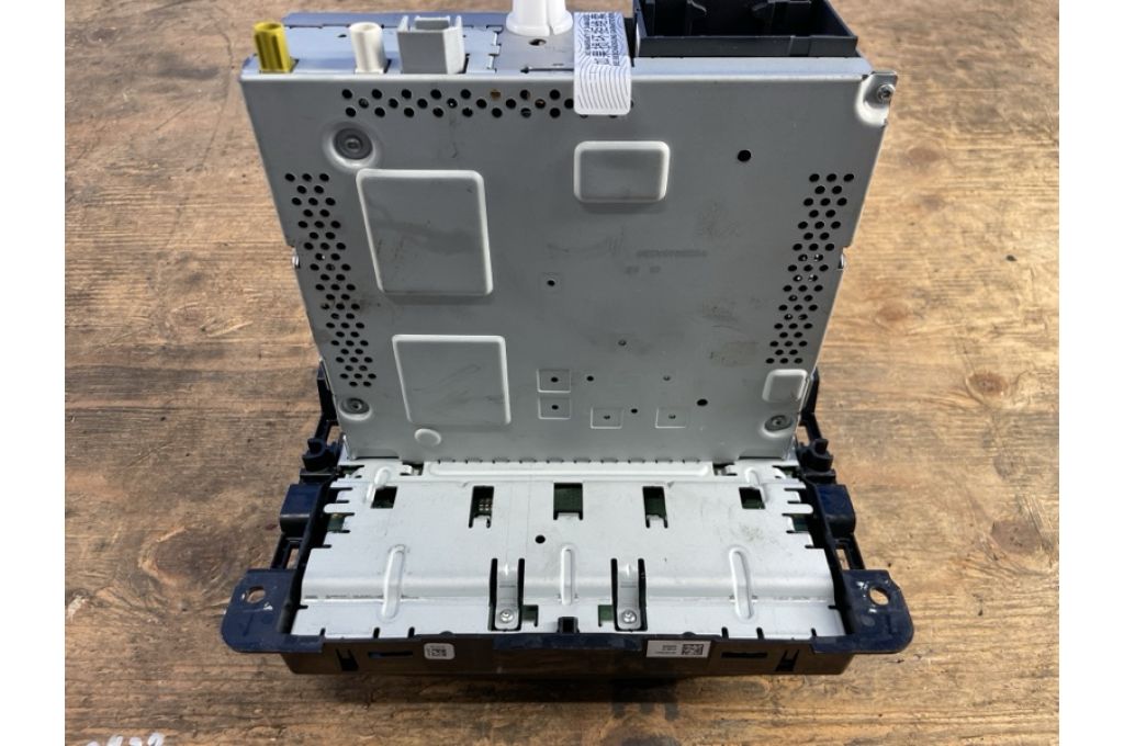 5VV58DX9AA | radio JEEP RENEGADE (BU) 14- (381514) - Zdjęcie 6