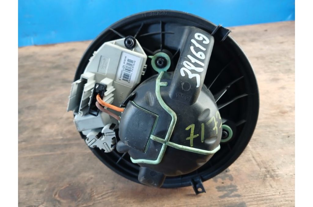 6933663 | silnik nagrzewnicy BMW 3 SERIES (E90-E93) 2005–2014 (381619) - Zdjęcie 3