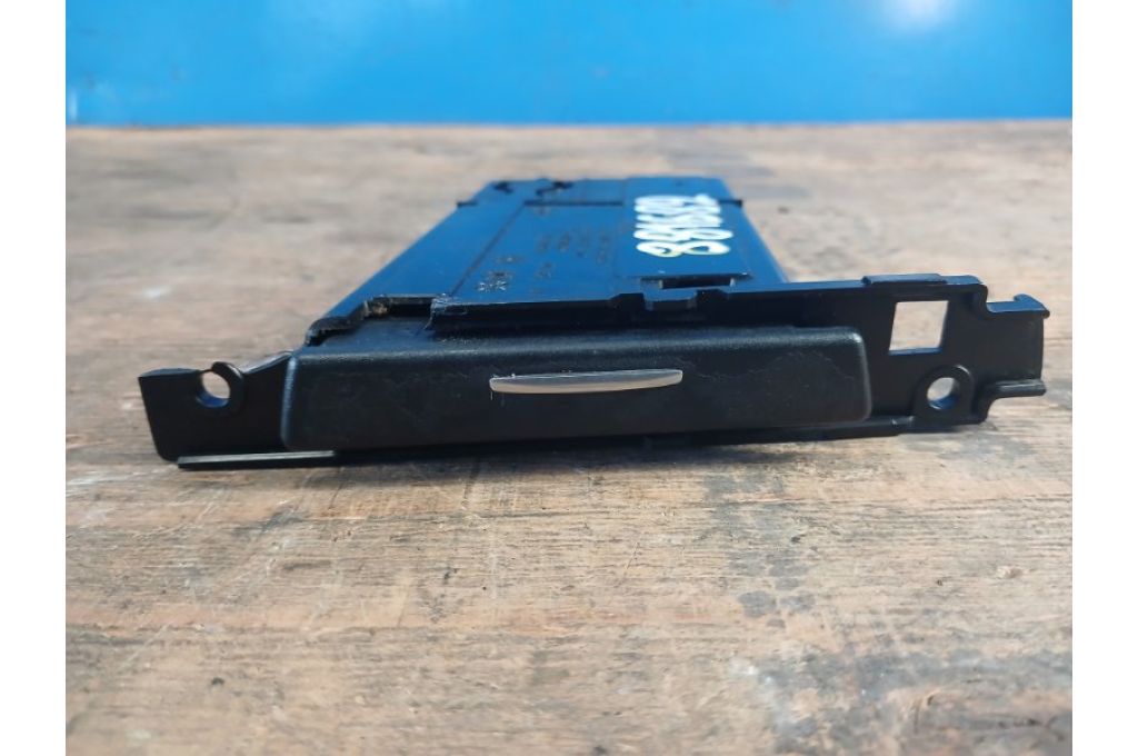 51457127461 | Uchwyt na napoje BMW 3 SERIES (E90-E93) 2005–2014 (381682) - Zdjęcie 4