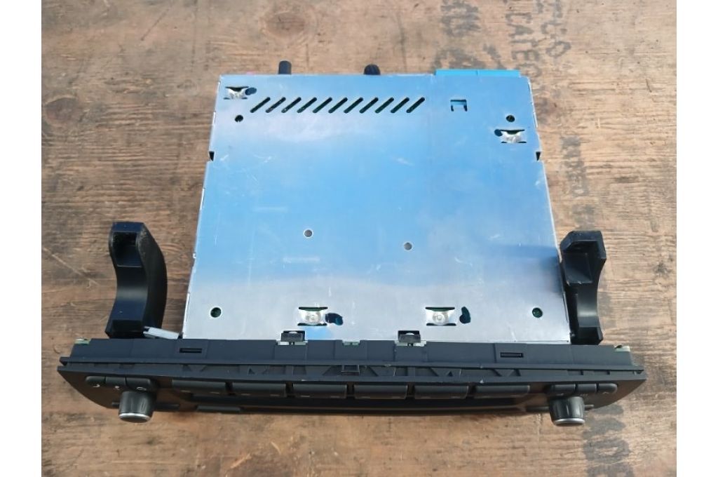 65129343213 | radio BMW X1 E84 09- (381708) - Zdjęcie 4