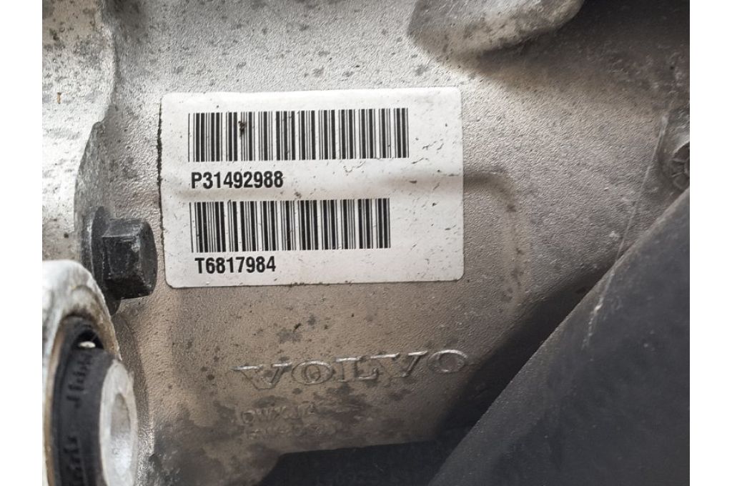 36010502 | Rozdzielacz VOLVO XC40 2017-22 (382704) - Zdjęcie 4