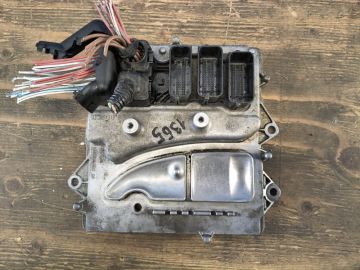 Moduł sterowania silnikiem BMW X5 (F15) 13-18