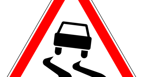 Jak bezpiecznie jeździć zimą